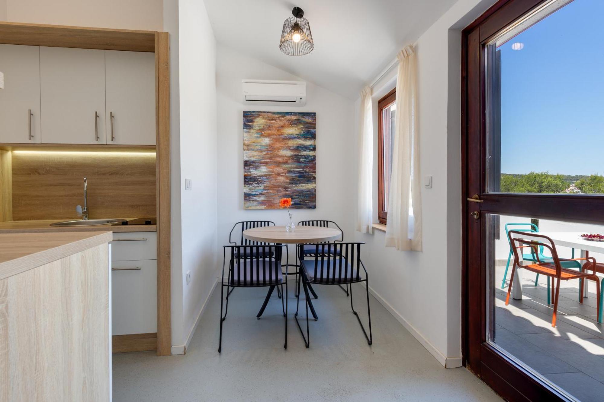 Apartments Jezera Lovisca Zewnętrze zdjęcie